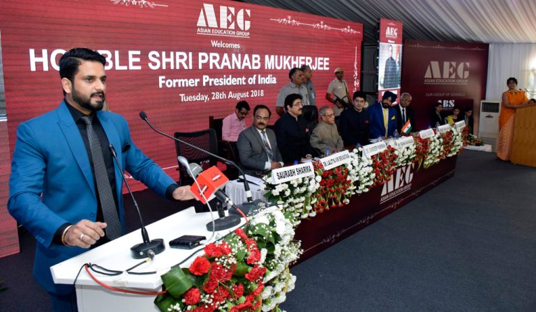 Read more about the article Shri Pranab Mukherjee at AEG – Mr. Saurabh Sharma, Director-AEG’s Concluding Address