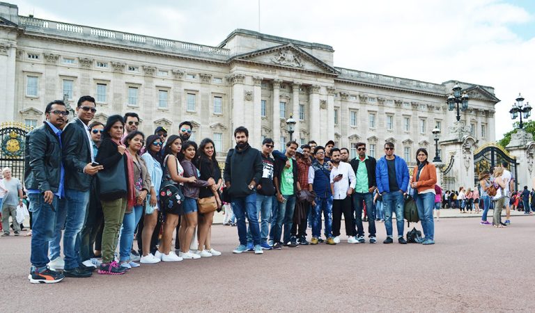 Read more about the article International Study Trips Add Global Perspective for MBA/PGDM Students
